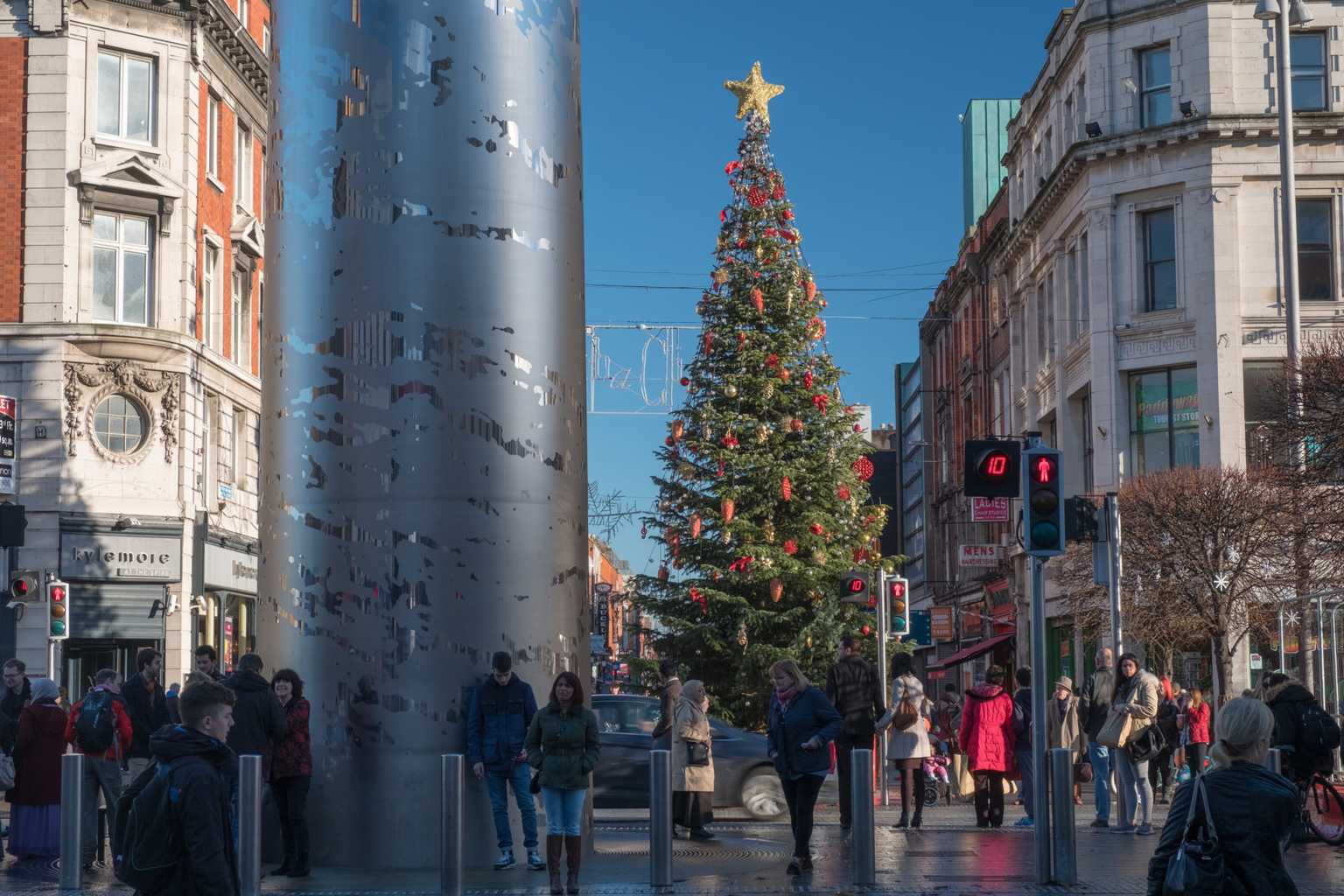 A 12-hour guide to a festive Dublin day out in the Covid age