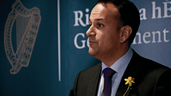 Varadkar: “We should leave restrictions in place until those most at risk vaccinated”