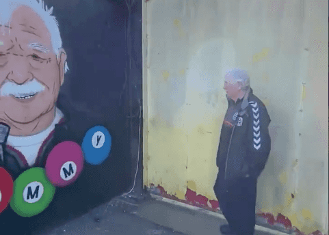 WATCH: Bohs legend’s brilliant reaction to seeing new mural of himself for the first time