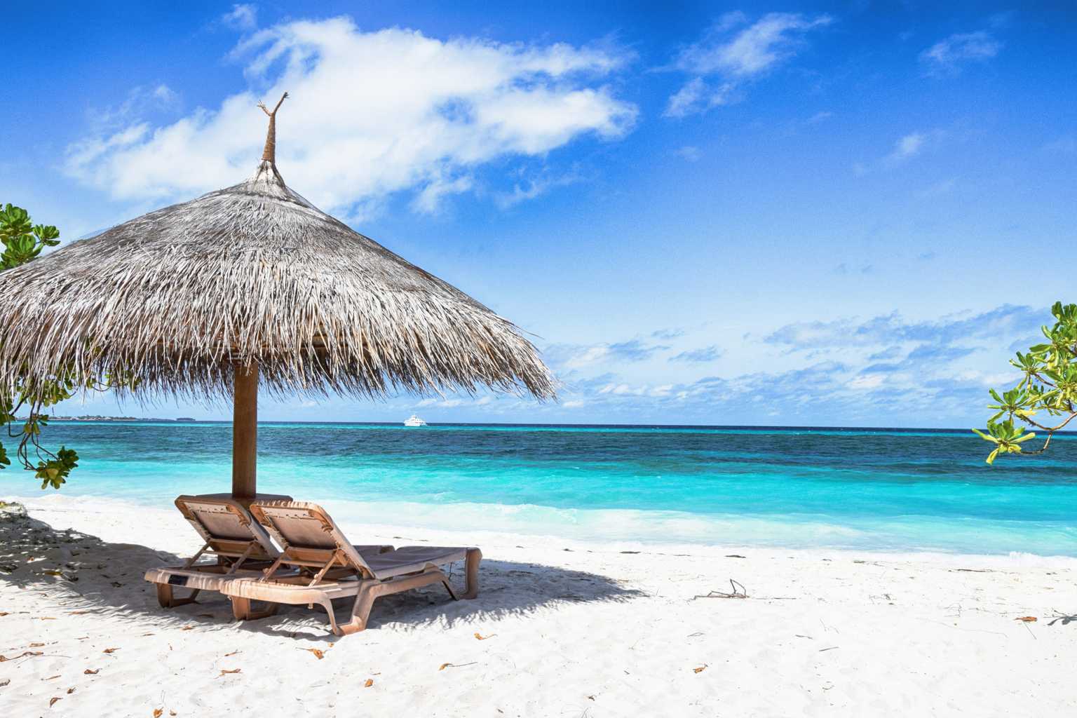 Minister: “Travel restrictions will last into the summer”