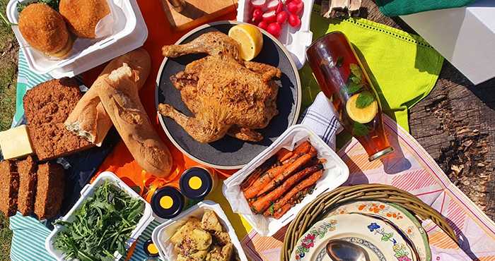 Your outdoor meet-up is sorted with these classy picnic boxes