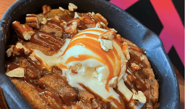 Cookie dough lovers, you need to see the desserts at this Dublin 7 chicken spot