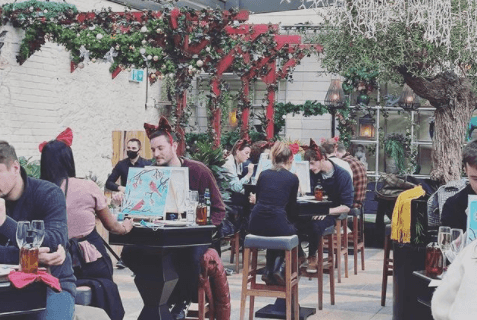 There’s Paint and Prosecco happening in Opium this weekend