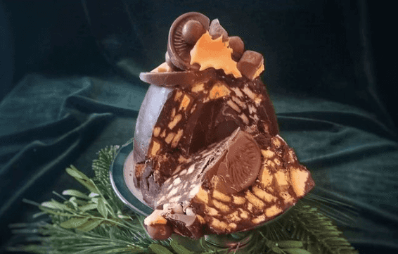 Orange chocolate lover? You need this Christmas Pud in your life