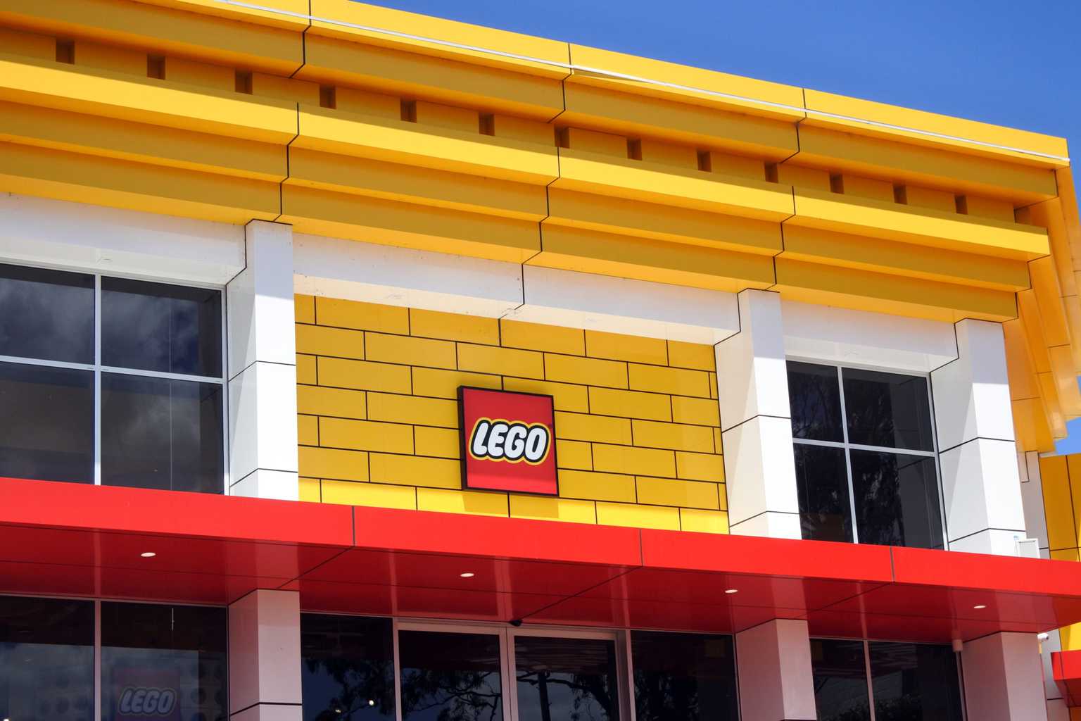 Launch date announced for Ireland’s first LEGO store
