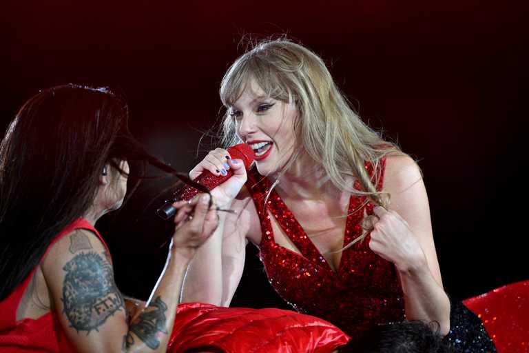 8 tips to help you secure a Taylor Swift ticket for one of her Dublin gigs