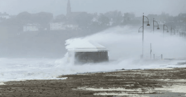 Multiple wind warnings issued to 28 counties over the weekend