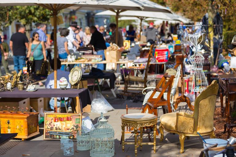 Get some cash out, there’s a yard sale happening in Saint Annes Park this weekend