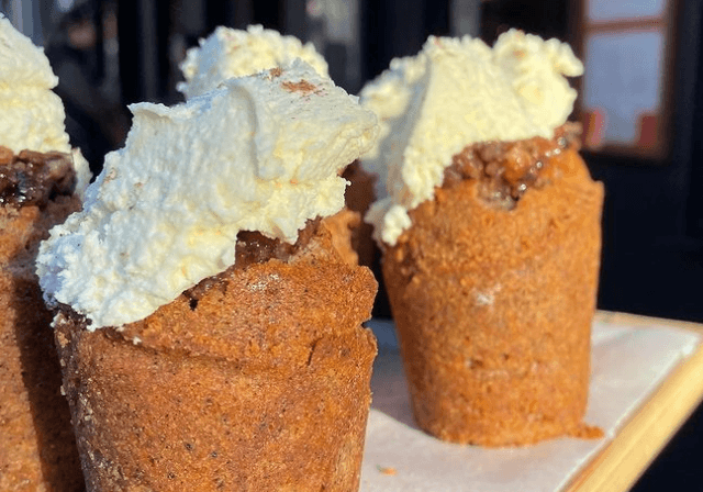 This Dublin café is putting a Christmassy twist on this beloved French pastry