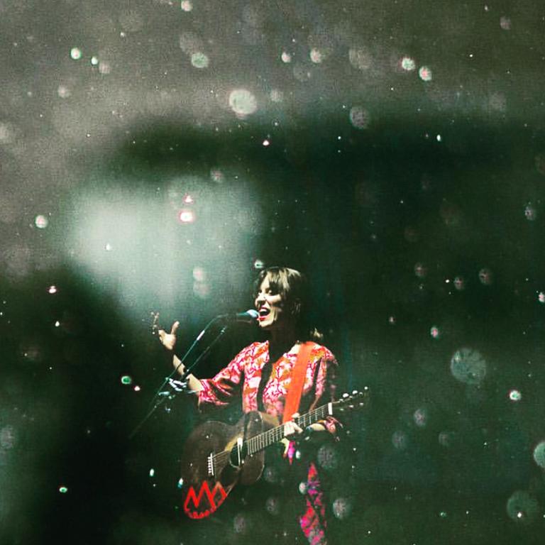 Feist donates merch proceeds from Dublin’s Arcade Fire gig to Women’s Aid