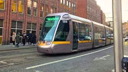 Luas power outage causes chaos for Dublin city commuters