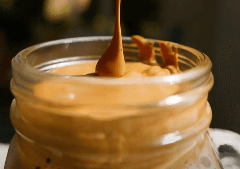 How to make the delicious Dalgona coffee at home How to make the delicious Dalgona coffee at home