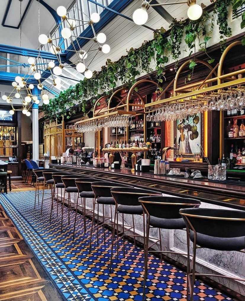 House of Peroni presents a sensory supper hosted with Café En Seine