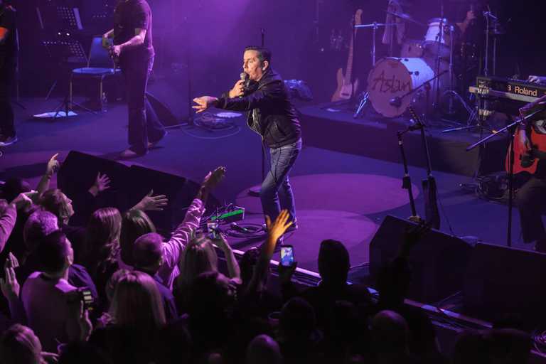 Aslan frontman Christy Dignam is receiving palliative care at home Aslan frontman Christy Dignam is receiving palliative care at home